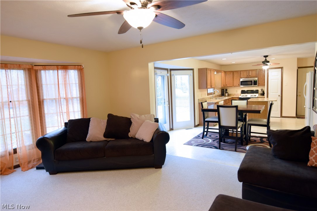 Gemwood Knolls 10 - Residential