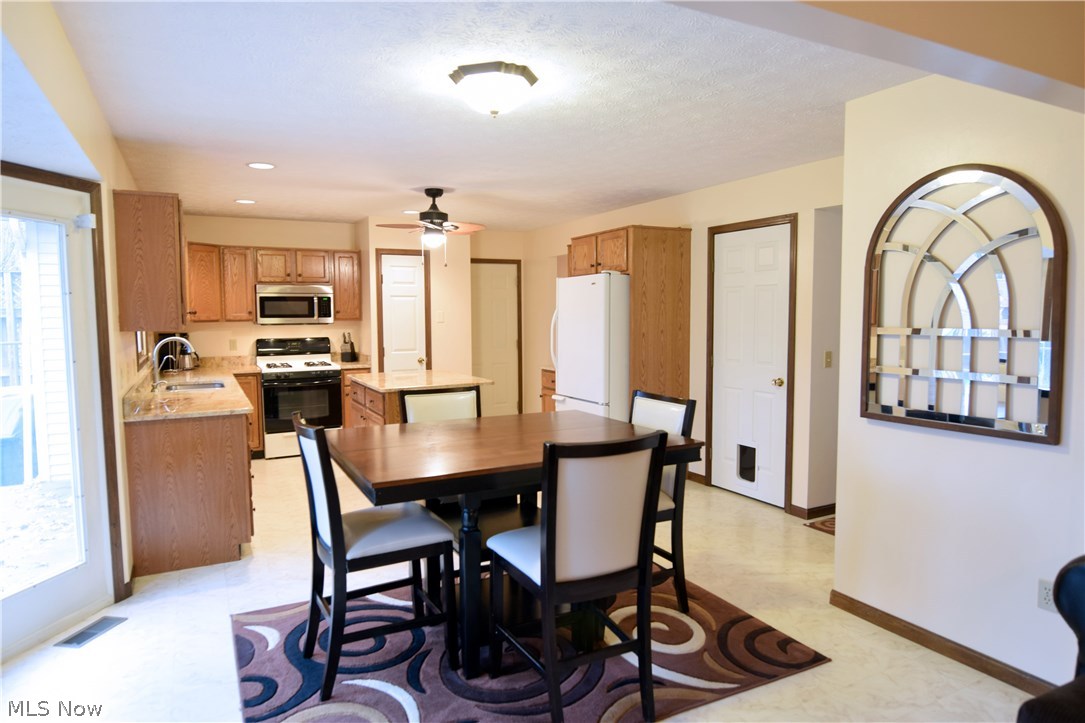 Gemwood Knolls 10 - Residential