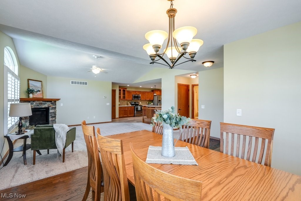 233 Woodbury Circle, Dalton, Ohio image 6