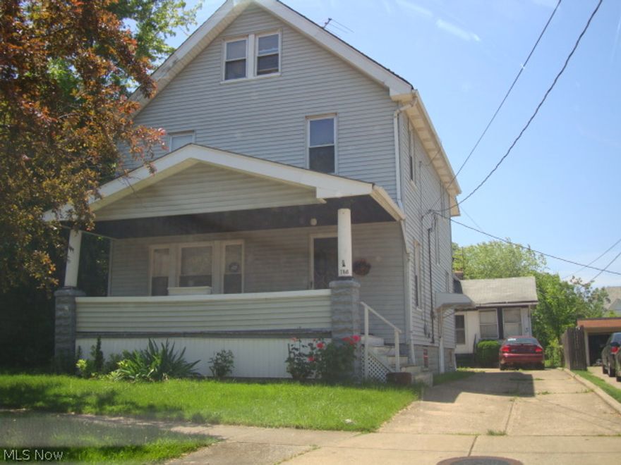 Nice property 2 homes single families on on lot, great to live in one home and rent out the other one. rear home is occupied by the owner well cared for,front house vacant waiting for you or a tenant. Great for investment income. potential rent estimate $700 front house/ $700 for rear house. Two homes for the price of one buyer to assume property taxes