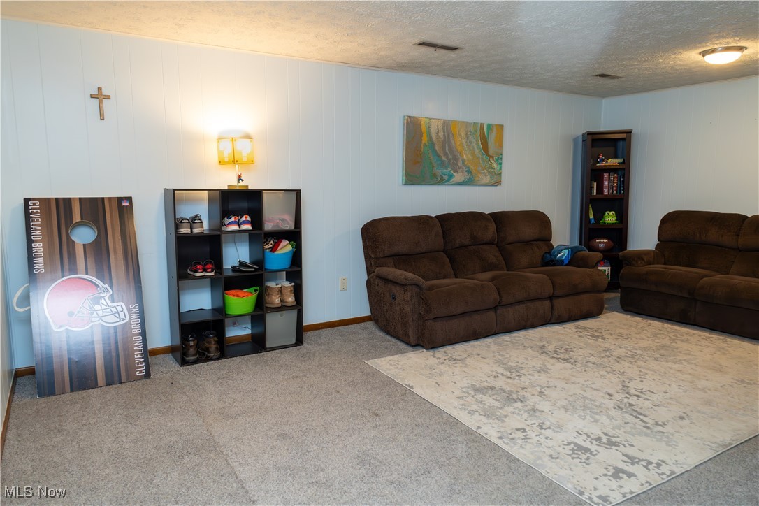 437 Stonewood Street, Canal Fulton, Ohio image 15