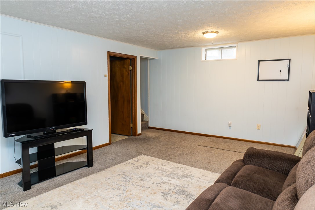 437 Stonewood Street, Canal Fulton, Ohio image 16
