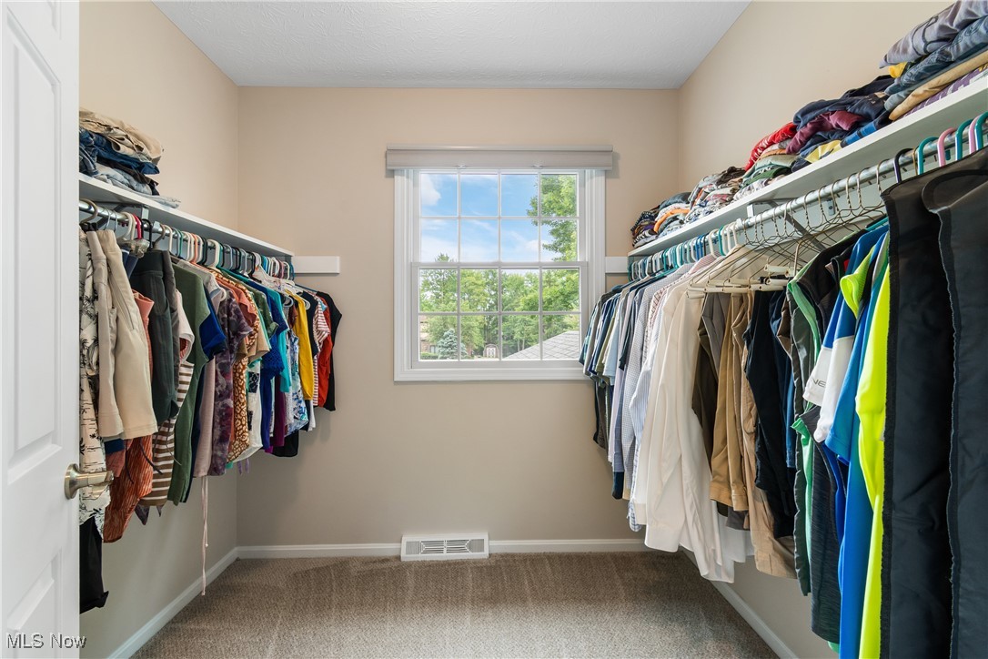 Royal State 02 - Residential