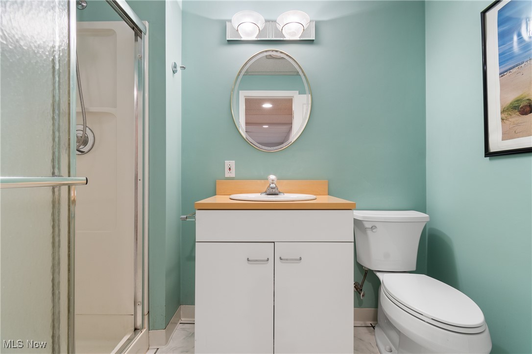 Royal State 02 - Residential