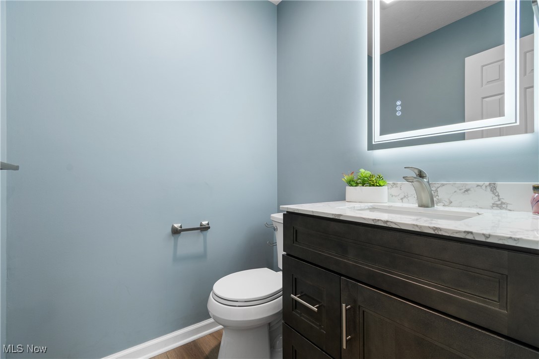 Royal State 02 - Residential