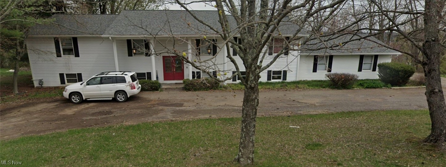 1321 S Westwood Drive, Zanesville, Ohio image 1