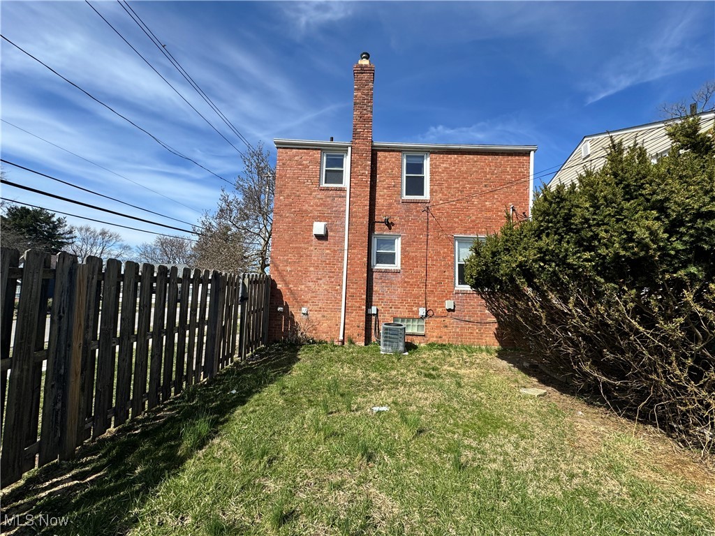 19802 Mountville Drive, Maple Heights, Ohio image 21
