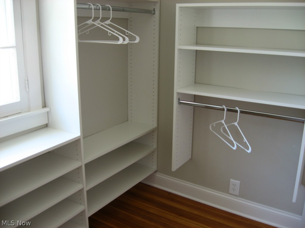 Advance Real Estate Cos 01 - Residential