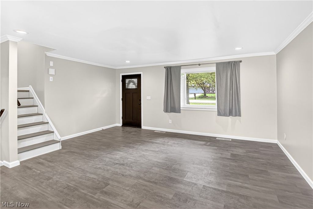 Photo of 3811 N Sunnyfield Drive, Copley, OH 44321 (MLS # 5211135)
