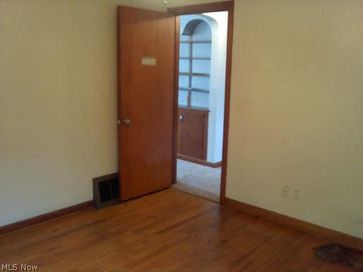 Elywood - Residential Lease