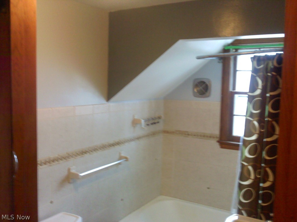 Elywood - Residential Lease