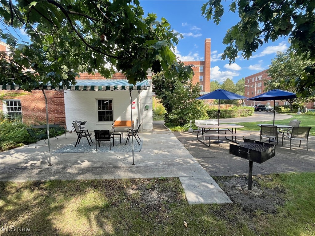 South Park Manor Condos - Residential