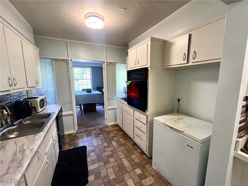 South Park Manor Condos - Residential