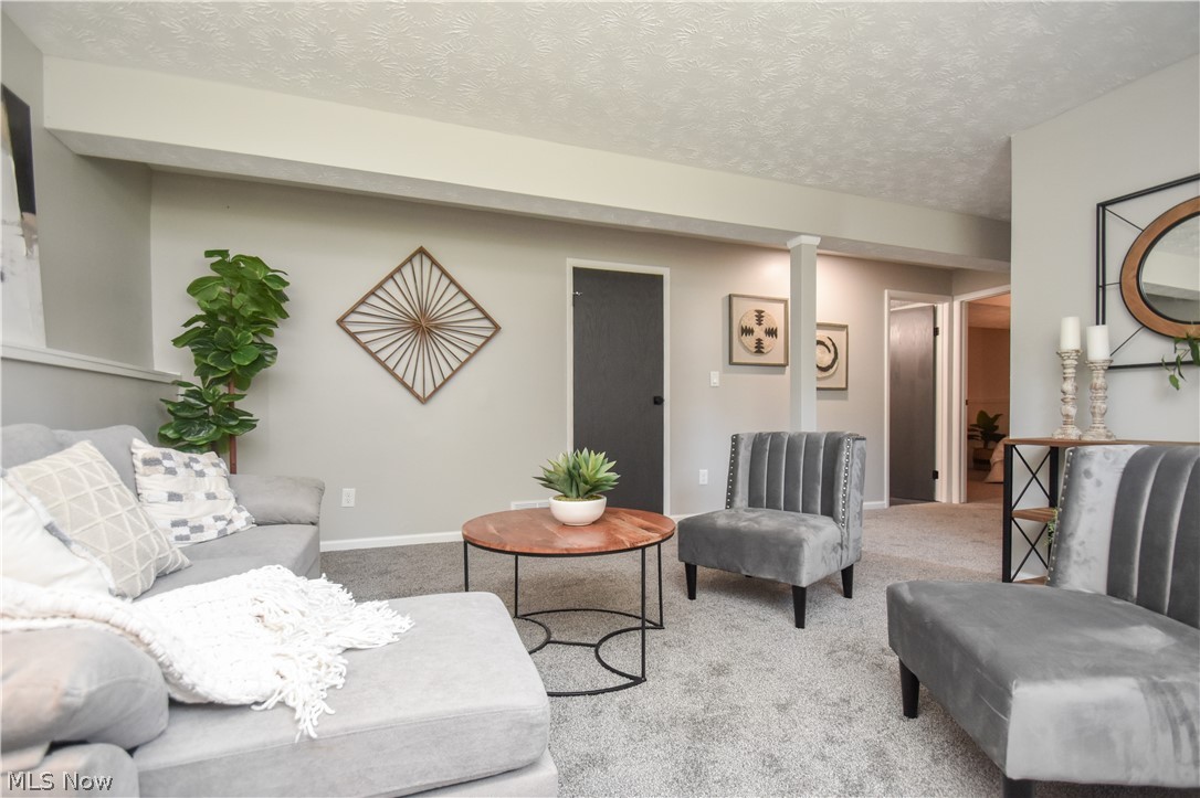 Timberlanes 02 - Residential