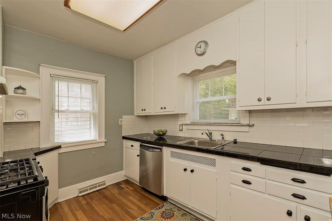 Vansweringen Cos 19 - Residential Lease