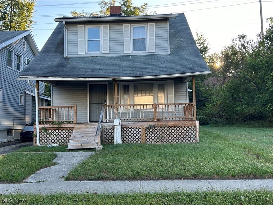 This home is awaiting the right person to come and give it some TLC. 4 bedrooms 2 full baths. Don't hesitate schedule your showing today! BUYERS/INVESTORS YOU WILL NEED TO CONTACT A BUYERS AGENT. Please do your due diligence PRIOR to writing an offer. AS-IS sale.