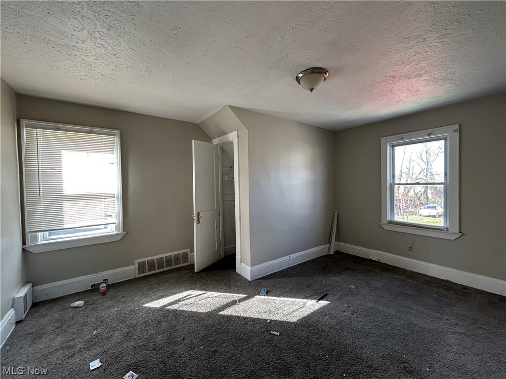 Forest Hill Pkwy - Residential