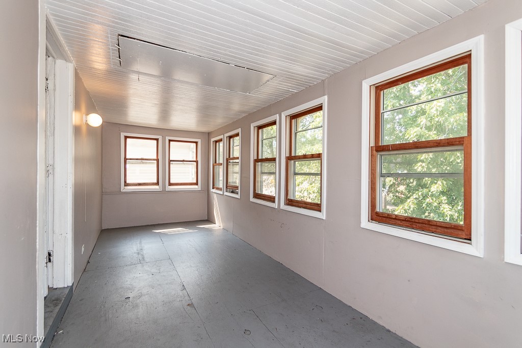 Longview - Residential Income