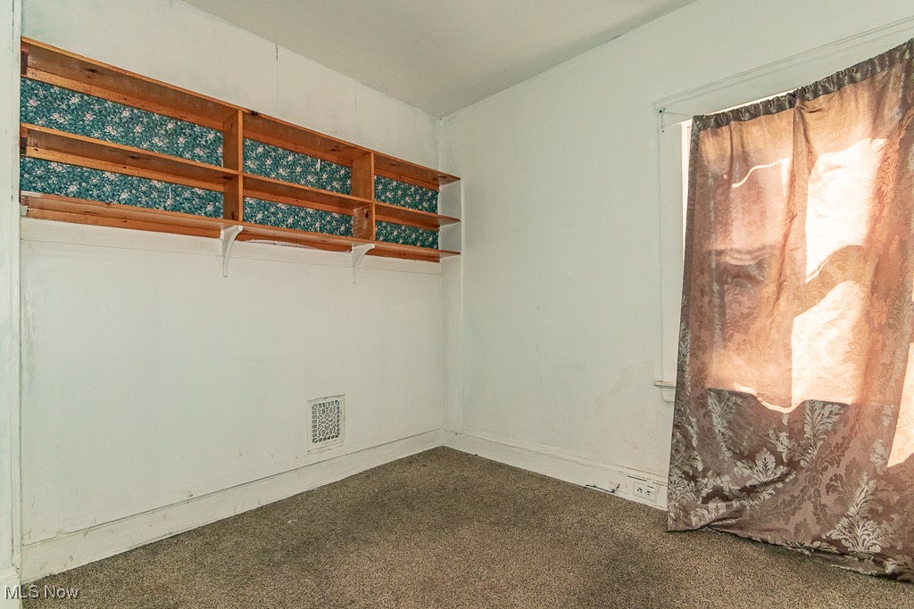 Longview - Residential Income