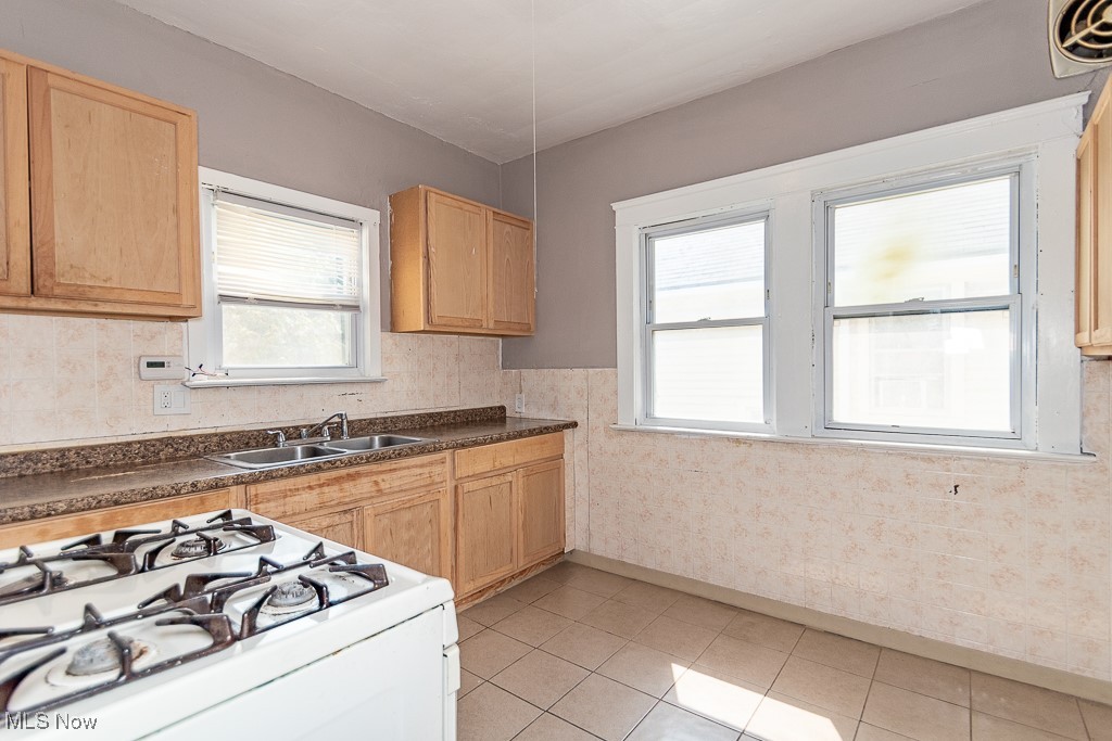 Longview - Residential Income