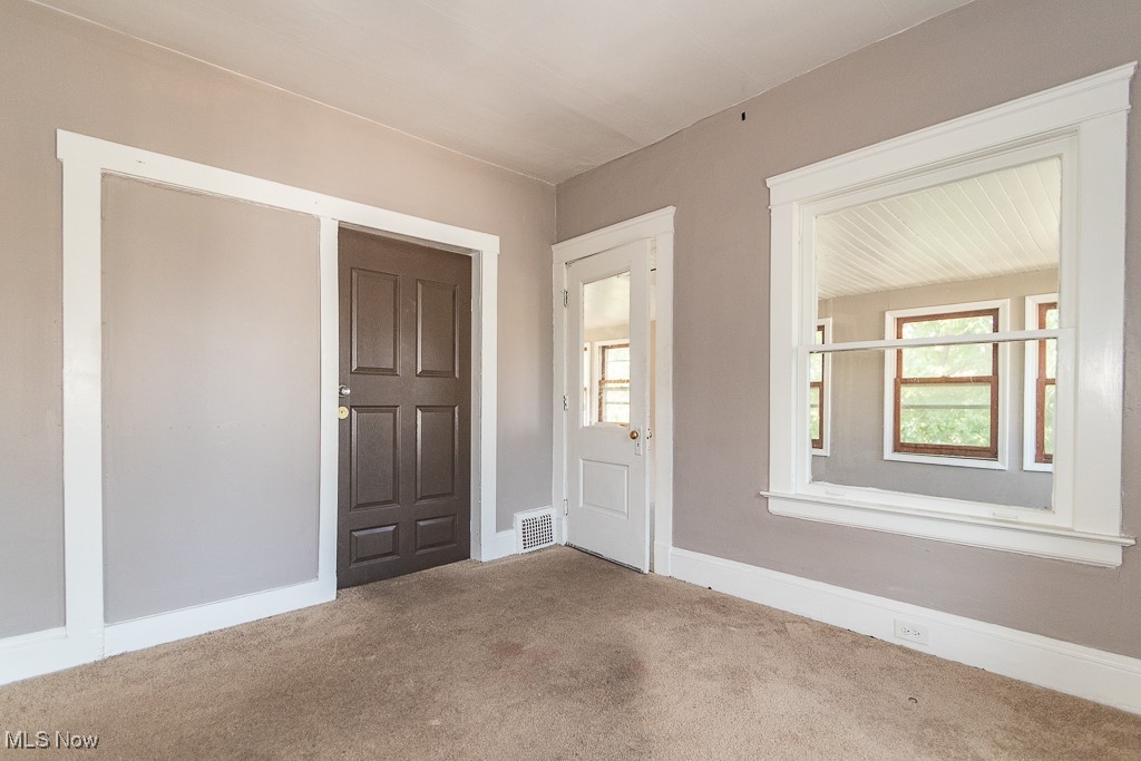 Longview - Residential Income