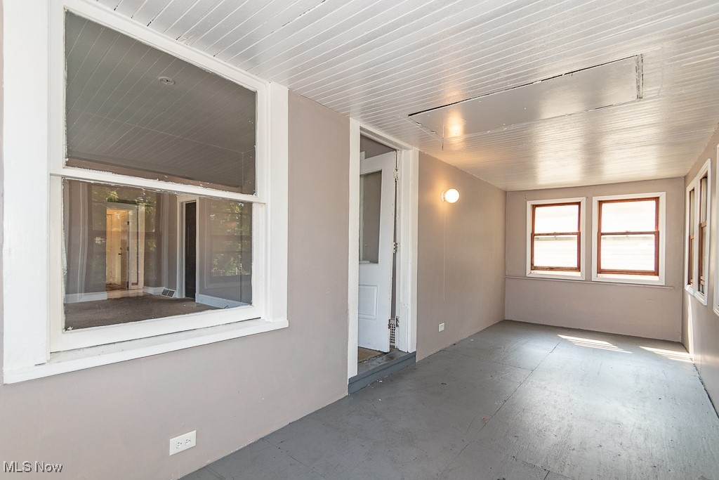 Longview - Residential Income