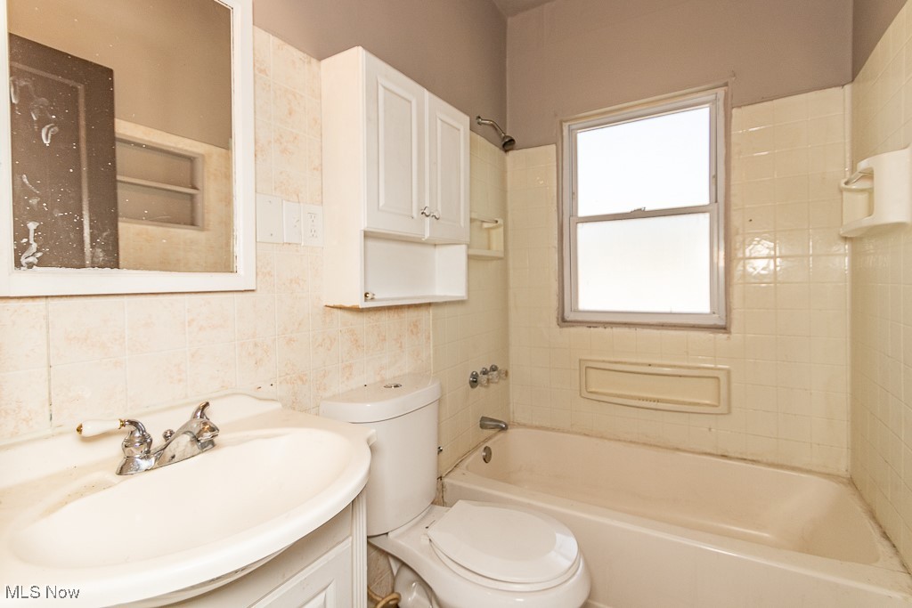 Longview - Residential Income