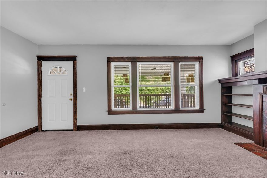 2057 W 91st ST | DN , Cleveland - Spacious 2 bed 1 bath multi-family home! //

$ 925 rent / $ 925 deposit //
$49 application fee per adult //
1-2 pets OK with approved PetScreening and PetFee.(Some breed restrictions apply per HUD guidelines). //
NO SMOKING //
1 time $129 non-refundable set up fee paid at lease signing //

$30/month required resident benefit package; can include personal property/liability insurance for an additional $5/month for $35/month total. //

All applicants are required to fill out a PetScreening application, found on our website directly on the application before being processed. Even if you have NO pets - this application must be filled out. One time, non-refundable pet fee of $200-500 per animal applies to all pets & must be paid prior to or when you pay your first month rent. (No fee for qualified assistance animals). //

Our application is processed through secure site: Findigs, and they require ID and income verification. Without this, your application will not be processed. They offer 24/7 chat support on their application directly if you have any questions. //

BEDROOMS: 2 //
BATHROOMS: 1 //
APPLIANCES PROVIDED: N/A //
UTILITIES / RESIDENT RESPONSIBILITY: Resident pays gas and electric and is responsible for snow removal. //

Serious inquiries only.