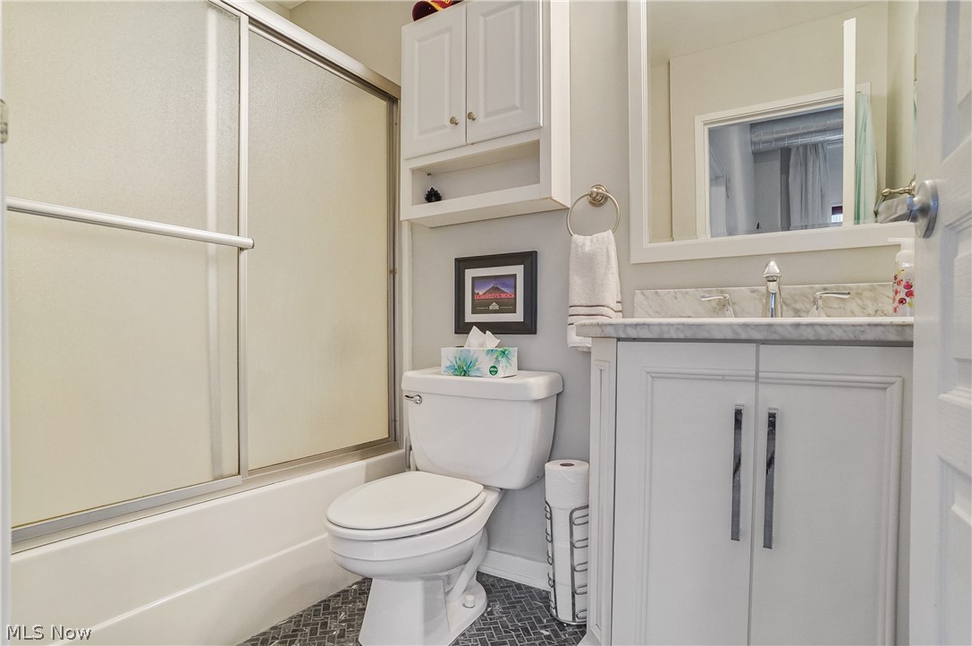 Pointe/Gateway Condo - Residential