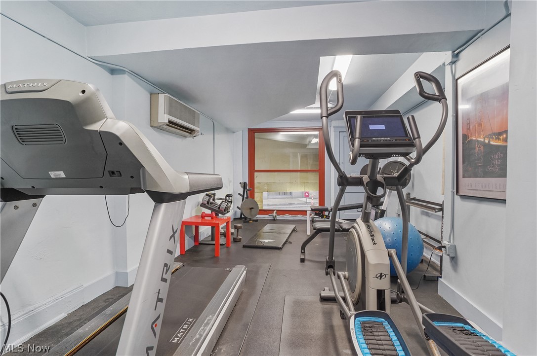 Pointe/Gateway Condo - Residential