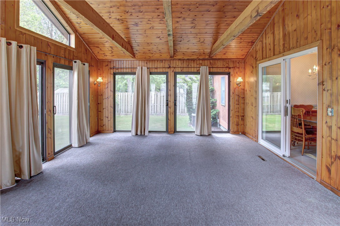 1289 Jakse Drive, Eastlake, Ohio image 10