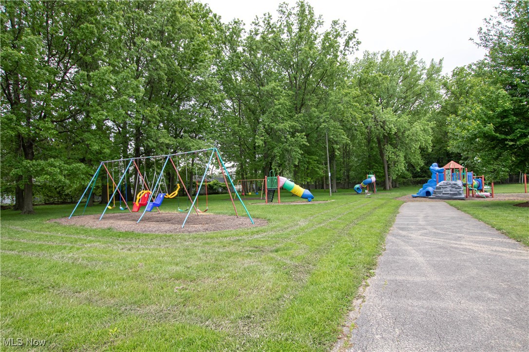 1289 Jakse Drive, Eastlake, Ohio image 47