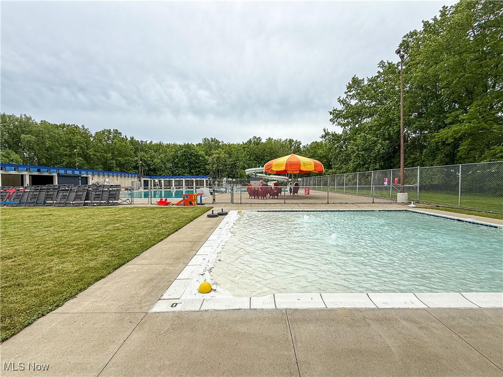 1289 Jakse Drive, Eastlake, Ohio image 45
