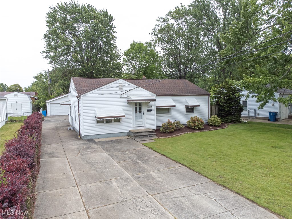 1289 Jakse Drive, Eastlake, Ohio image 50