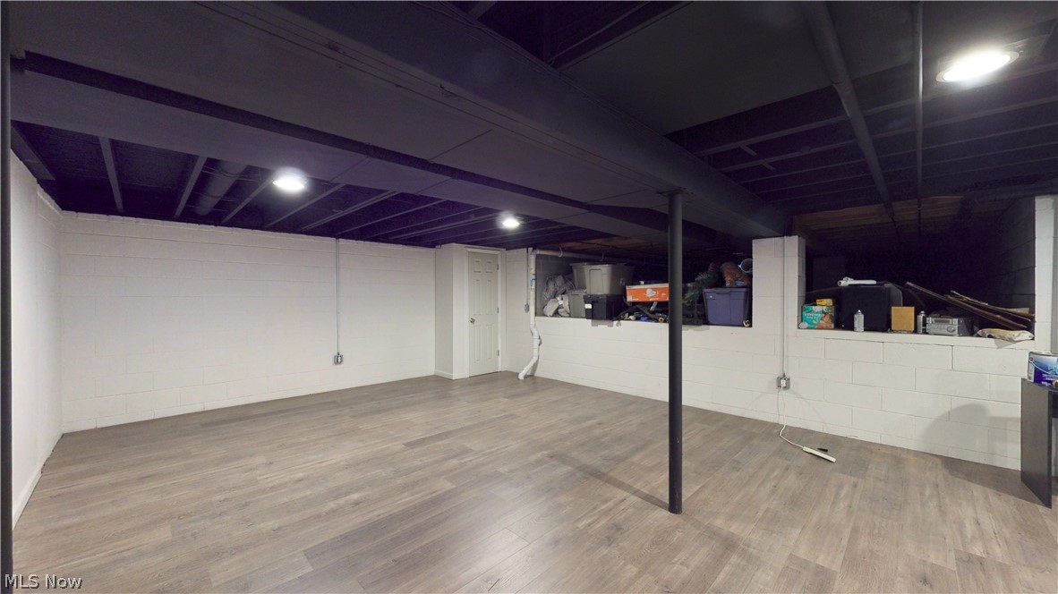 Eaton Estate Ph Ic - Residential