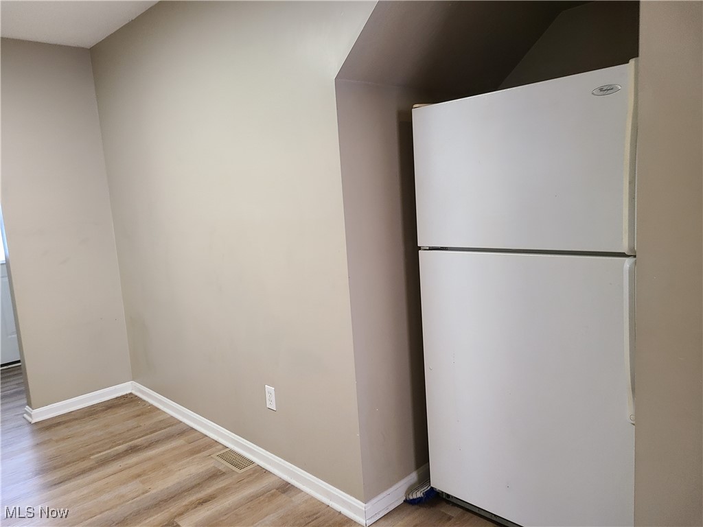 Voris - Residential Lease