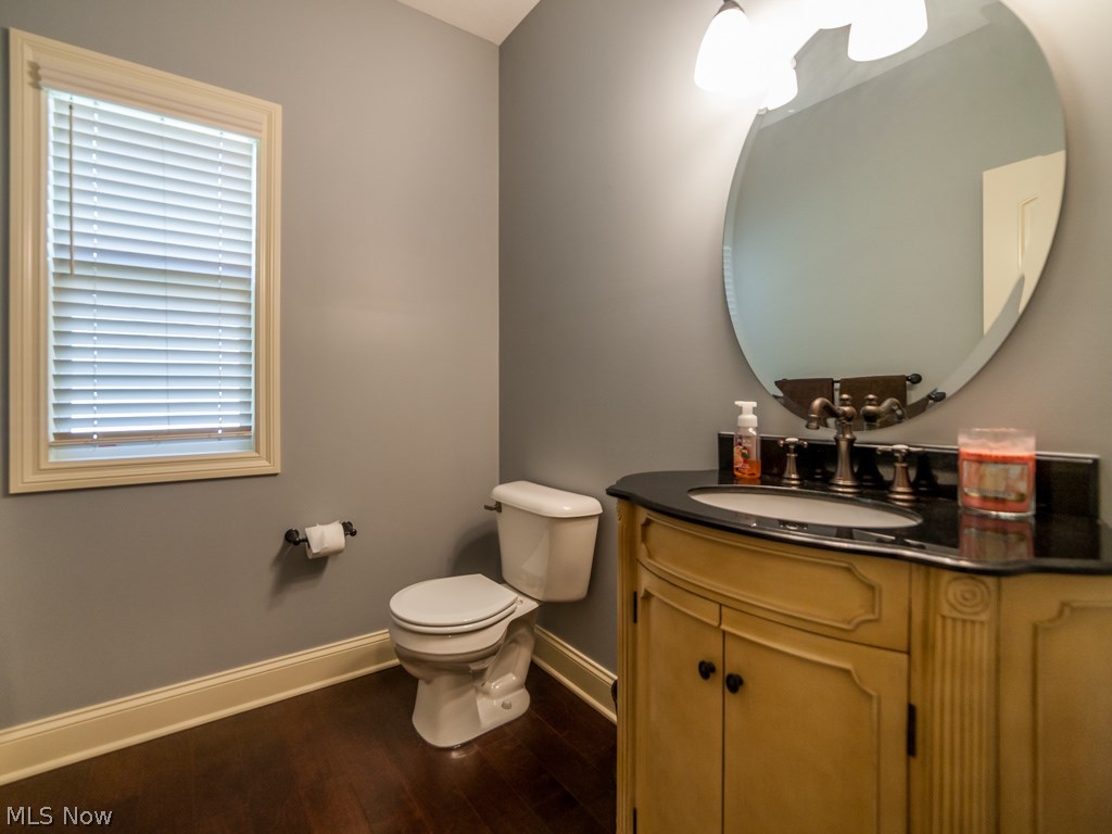 Red Tail 03 - Residential