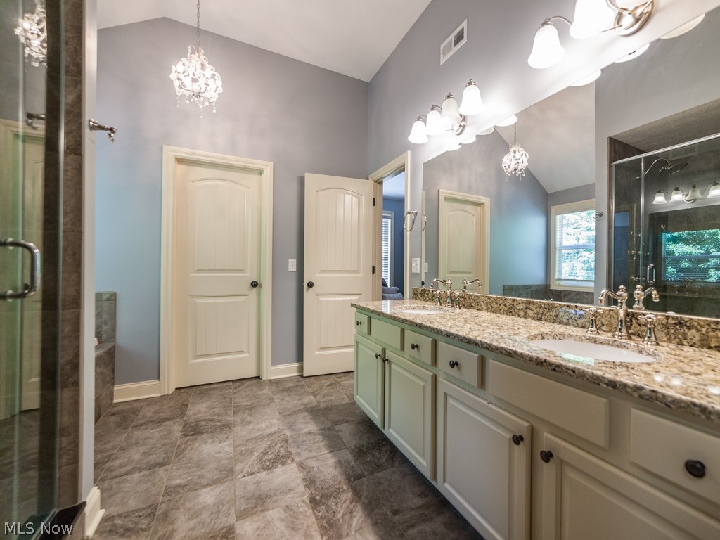 Red Tail 03 - Residential