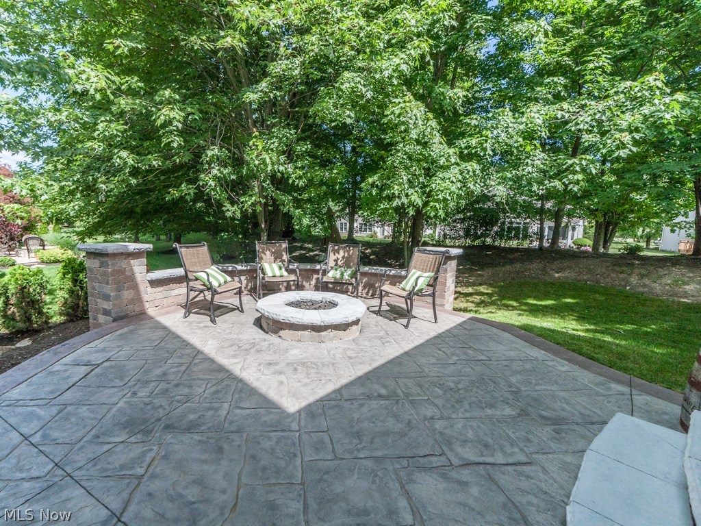 Red Tail 03 - Residential