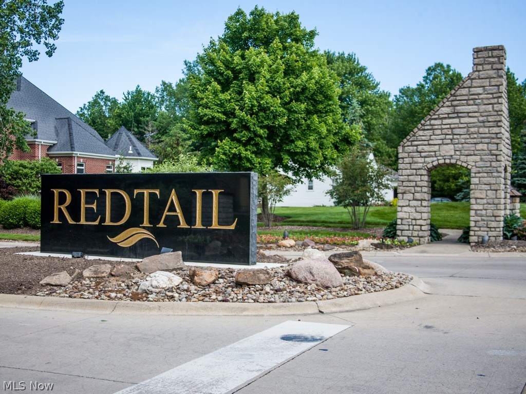 Red Tail 03 - Residential