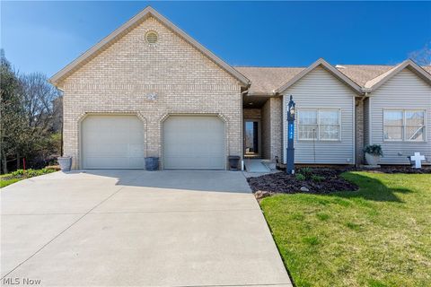 7142 Corniche Street NW, Massillon, OH 44646 - #: 5027464