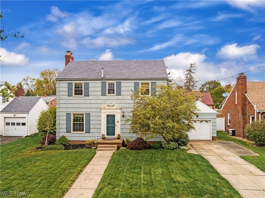 Lovely 2 story Colonial in the beautiful Mt. Vernon neighborhood.  This home features a fenced in yard, screened in porch with privacy blinds and 2018 Caldera jacuzzi tub. Newly painted second floor with 18 new double hung windows, 2019 dishwasher, 2018 refrigerator. Smart thermostat, keyless entry front door and Simpli Safe security system are just a few of the modern enhancements to this home.  Hardwood floors in living room and bedrooms, Schrock kitchen cabinets and ceramic tile in kitchen and baths. Lower level has been finished off with a custom built bar and built in bookshelves.  Additional room in lower level offers many possibilities of use along with an area featuring a work bench and tool area.  Lots of storage in basement and huge attic space with additional storage.   Way too many extras to list.   This is a must see home!