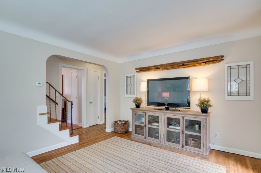 Royal Acres - Residential