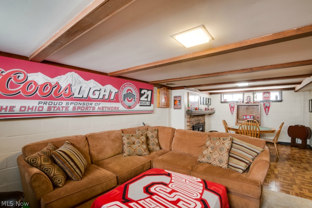 Royal Acres - Residential