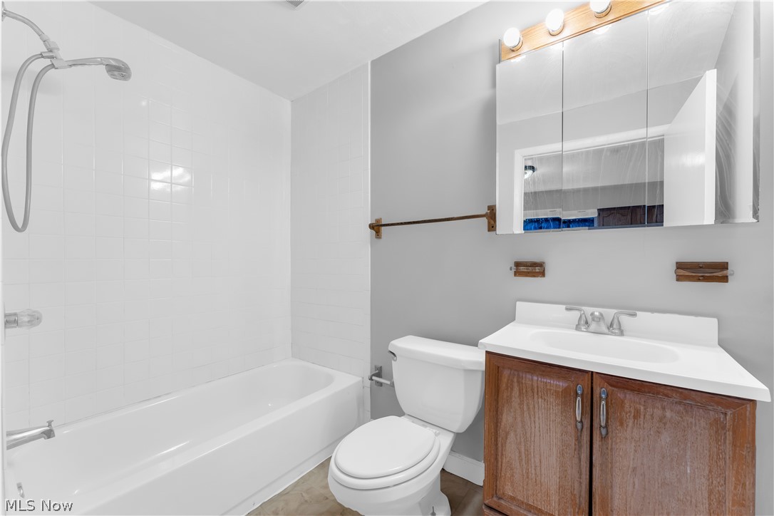 Schneider - Residential Lease