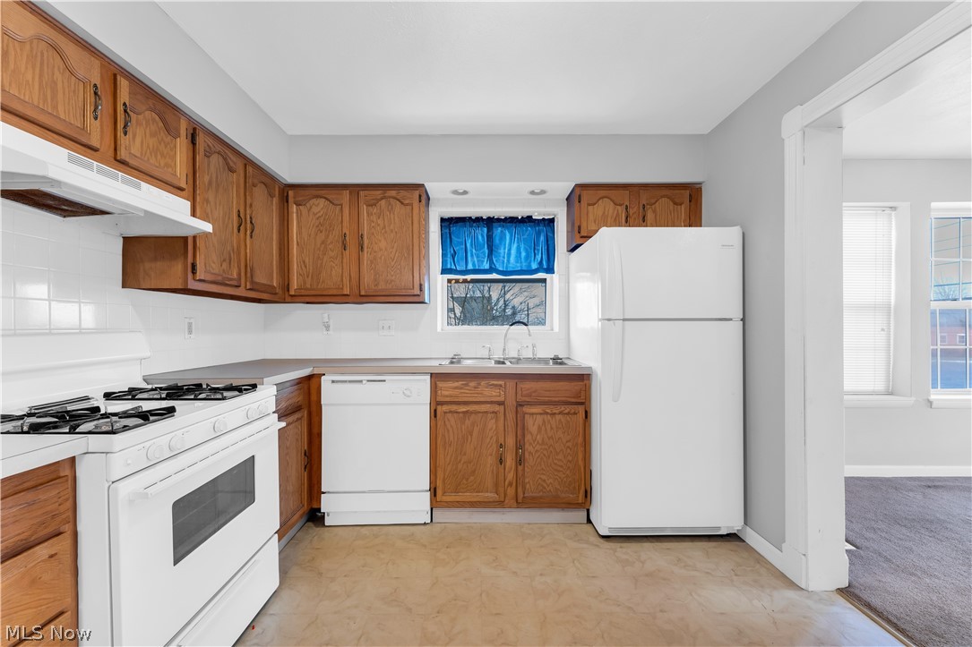 Schneider - Residential Lease