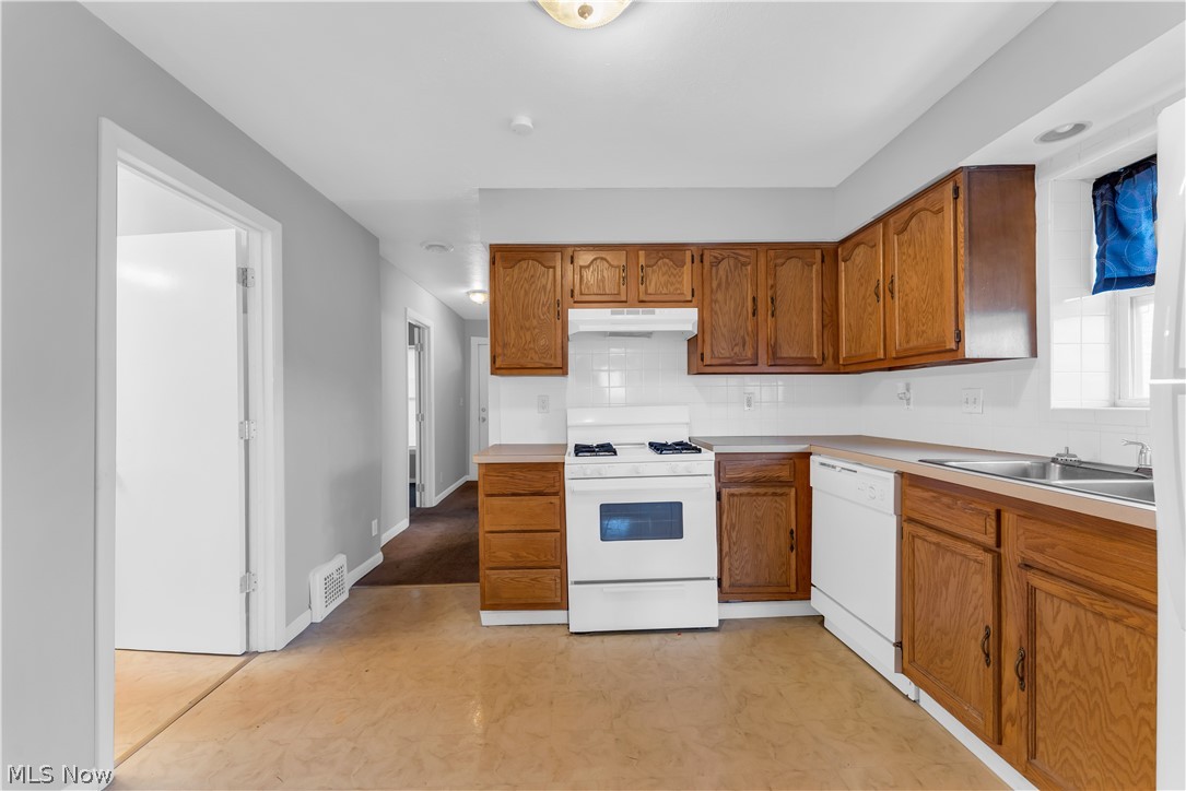 Schneider - Residential Lease