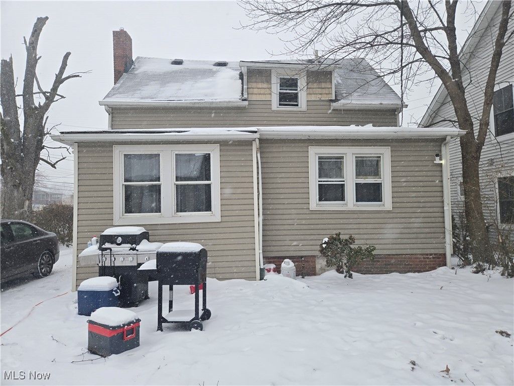 Photo of 17515 Lakeport Avenue, Cleveland, OH 44119 (MLS # 5182976)