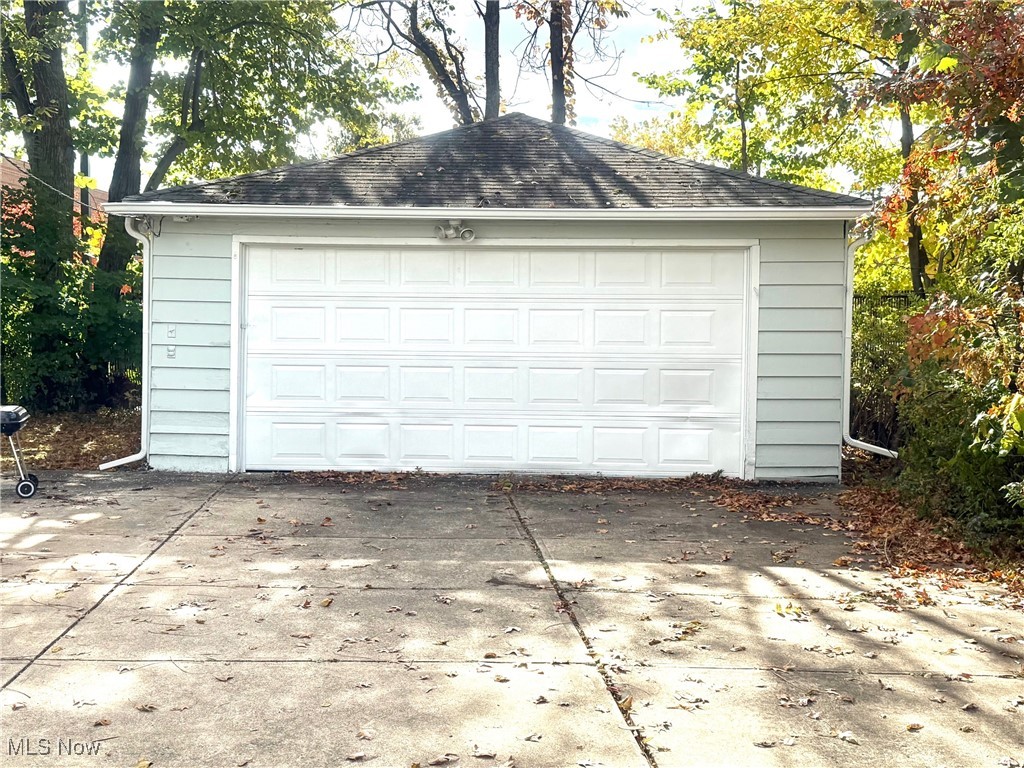 Ravien Park - Residential Income