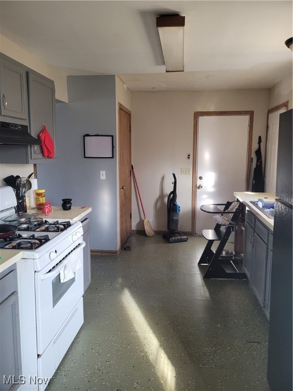 51 W Warren Avenue, Youngstown, Ohio image 2